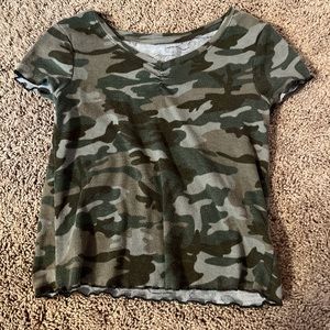 Cropped camo top!